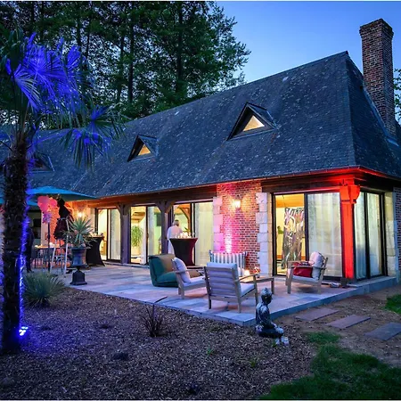 Azur 2 à 6 Pers, Manoir De Cléville *